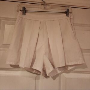 Depri Vintage white high waisted shorts M